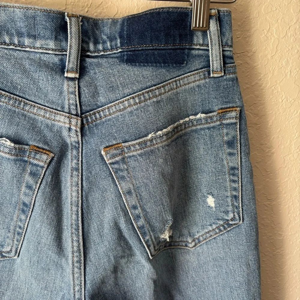 Abercrombie & Fitch | 90’s Straight Ultra High Rise Jean Size 26 / 2R Curve Love - Picture 9 of 12
